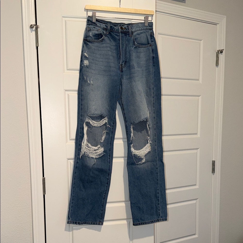 cello knee rip medium wash straight leg jeans size 26 - Picture 1 of 3